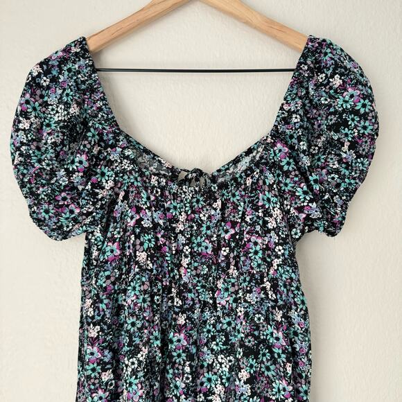 SO Womens Blue Floral Mini Dress Puff Sleeve Babydoll Keyhole Preppy Size Medium - Picture 6 of 7